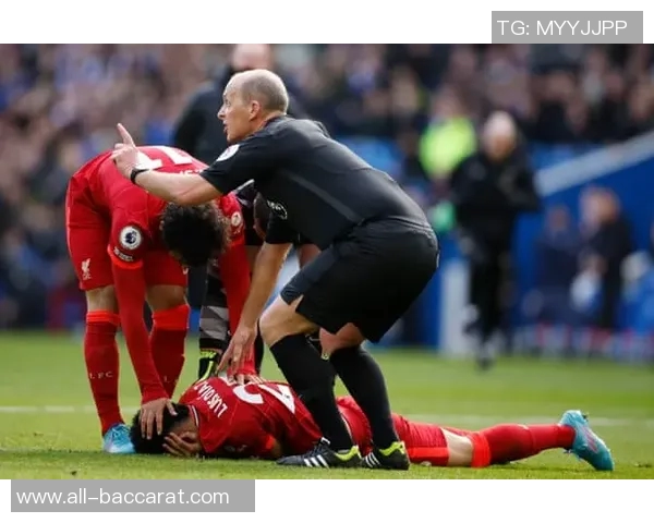 韦伯解读桑切斯红牌事件称抬腿踢姆伯莫属鲁莽行为